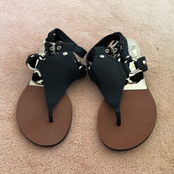 VINCE CAMUTO Adalina Ankle Strap Sandals genuine leather.Never worn. - Picture 2 of 5